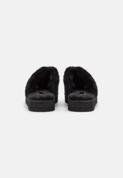 Even&Odd Platform - Chaussons - Black -Magasin De Vêtements De Mode Even&Odd bcccb92076c84a7c980561c2409d8cb7 scaled