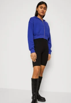 Even&Odd Sweat Zippé - Blue -Magasin De Vêtements De Mode Even&Odd c16a19921d9b4e5dbac20654471a61bd scaled