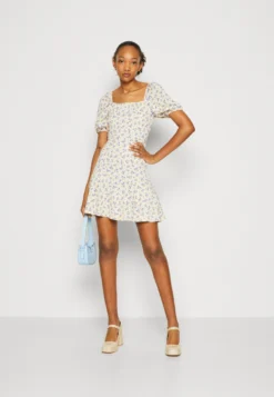 Even&Odd Robe De Jour - Beige/Blue/Multi-Coloured -Magasin De Vêtements De Mode Even&Odd c779f0ddc7f64db2b92c48a774a71985 scaled