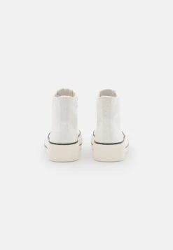 Even&Odd Baskets Montantes - White -Magasin De Vêtements De Mode Even&Odd cb44d5b2039b4c7e980a5e72d74c9f5e scaled