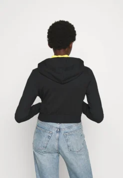 Even&Odd Sweat Zippé - Black -Magasin De Vêtements De Mode Even&Odd cf604798cda343e78ae4a35921326ce7 scaled