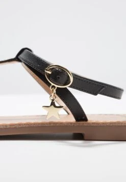 Even&Odd Tongs - Black -Magasin De Vêtements De Mode Even&Odd cf6565a445814753aee1c7ba4a5c2fef