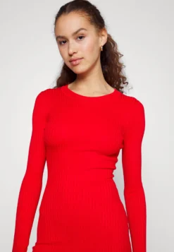 Even&Odd Crew Ausschnitt Ripp Basic Bodycon Mini Strickkleid - Robe Fourreau - Berry -Magasin De Vêtements De Mode Even&Odd cfb8216016c64438bba3e0c193e96866 scaled