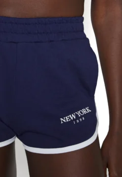 Even&Odd Survêtement - Dark Blue/White -Magasin De Vêtements De Mode Even&Odd d050ee4c117a49809fa20f436e5b0843 scaled