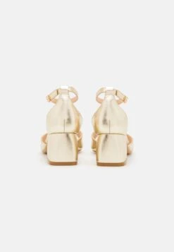 Sandales - Gold -Magasin De Vêtements De Mode Even&Odd d855f80cc4d740d193e4b91860a6b8a9 scaled