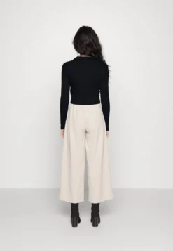 T-Shirt À Manches Longues - Black -Magasin De Vêtements De Mode Even&Odd dc3f23f2236e47459d380f9633c84b3e scaled