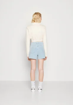 Even&Odd Short En Jean - Light Blue Denim -Magasin De Vêtements De Mode Even&Odd dd667288bdd94352b3c255345e7dd8bd scaled