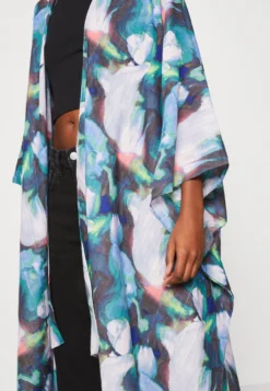 Even&Odd Veste Légère - Blue -Magasin De Vêtements De Mode Even&Odd de26069e875544e8ab00e9ab21c43792 scaled