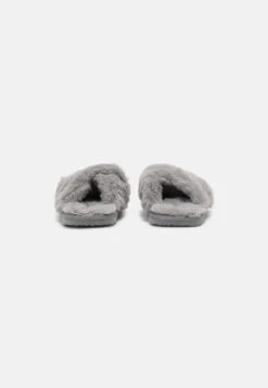 Even&Odd Chaussons - Grey -Magasin De Vêtements De Mode Even&Odd e0af308b8d62426c8d35e90f41bad639 scaled