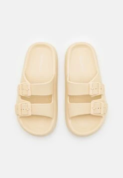 Even&Odd Sandales De Bain - Off White 11 Even&Odd Sandales De Bain - Off White -Magasin De Vêtements De Mode Even&Odd e5653ac6321d44e8b8df7d0934da2710 scaled