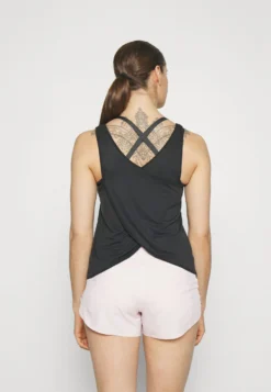 Débardeur - Black -Magasin De Vêtements De Mode Even&Odd eb27e440b35045c6a61106eae10447bd scaled