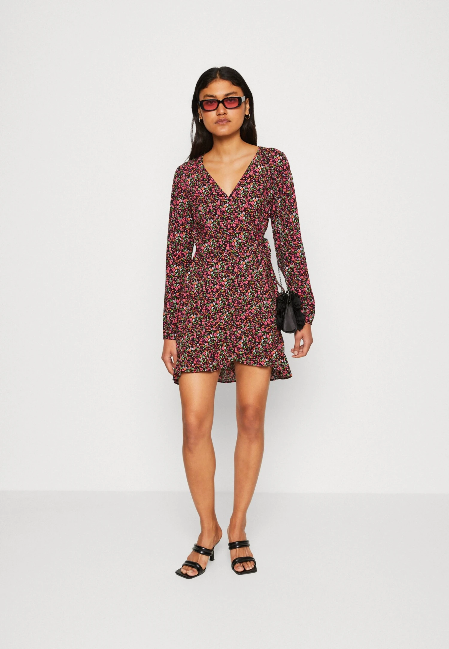 Even&Odd Robe De Jour - Black/Pink 2 Even&Odd Robe De Jour - Black/Pink – Image 2