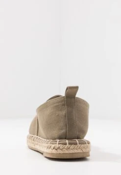 Even&Odd 2 Pack - Espadrilles - Cognac/Khaki -Magasin De Vêtements De Mode Even&Odd eb9e015a231d4f45ba518b15121aa2cf scaled