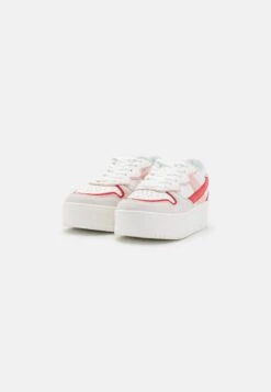 Even&Odd Baskets Basses - White /Red/Light Pink -Magasin De Vêtements De Mode Even&Odd ed54afec07c043eaa214756120957687 scaled