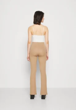 Even&Odd Pantalon Classique - Light Brown -Magasin De Vêtements De Mode Even&Odd ef51e5d39e1e4f7c826b23b961284454 scaled