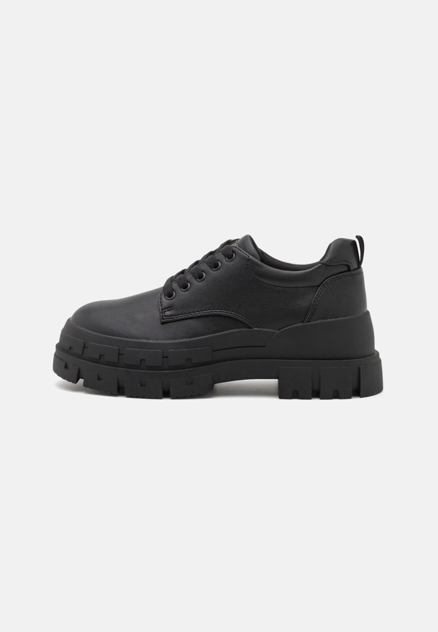 Even&Odd Derbies - Black 2 Even&Odd Derbies - Black – Image 2
