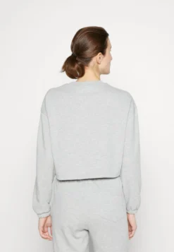 Sweatshirt - Lilac 7 Sweatshirt - Lilac -Magasin De Vêtements De Mode Even&Odd f52d8225517143439f0d2970e19db778 scaled