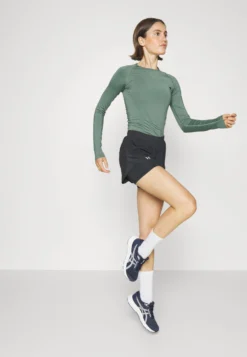 T-Shirt À Manches Longues - Dark Green -Magasin De Vêtements De Mode Even&Odd f5b92d0be7ee42cda0c5cc272ce4d635 scaled