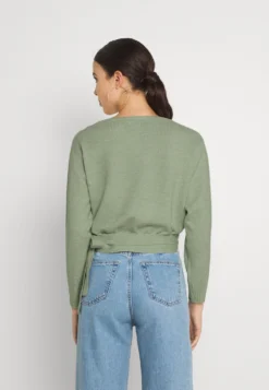 Even&Odd Gilet - Light Green -Magasin De Vêtements De Mode Even&Odd f79b1b59f9094a2d9019fbf564d57c66 scaled