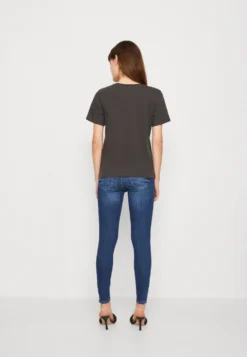 Even&Odd T-Shirt Imprimé - Anthracite -Magasin De Vêtements De Mode Even&Odd f8ff2655bcc34e6d95b09d993ad622df scaled