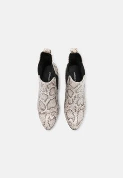 Even&Odd Bottines - Multi-Coloured -Magasin De Vêtements De Mode Even&Odd f9042dd6c51b4c3fa883331687c2cd88 scaled