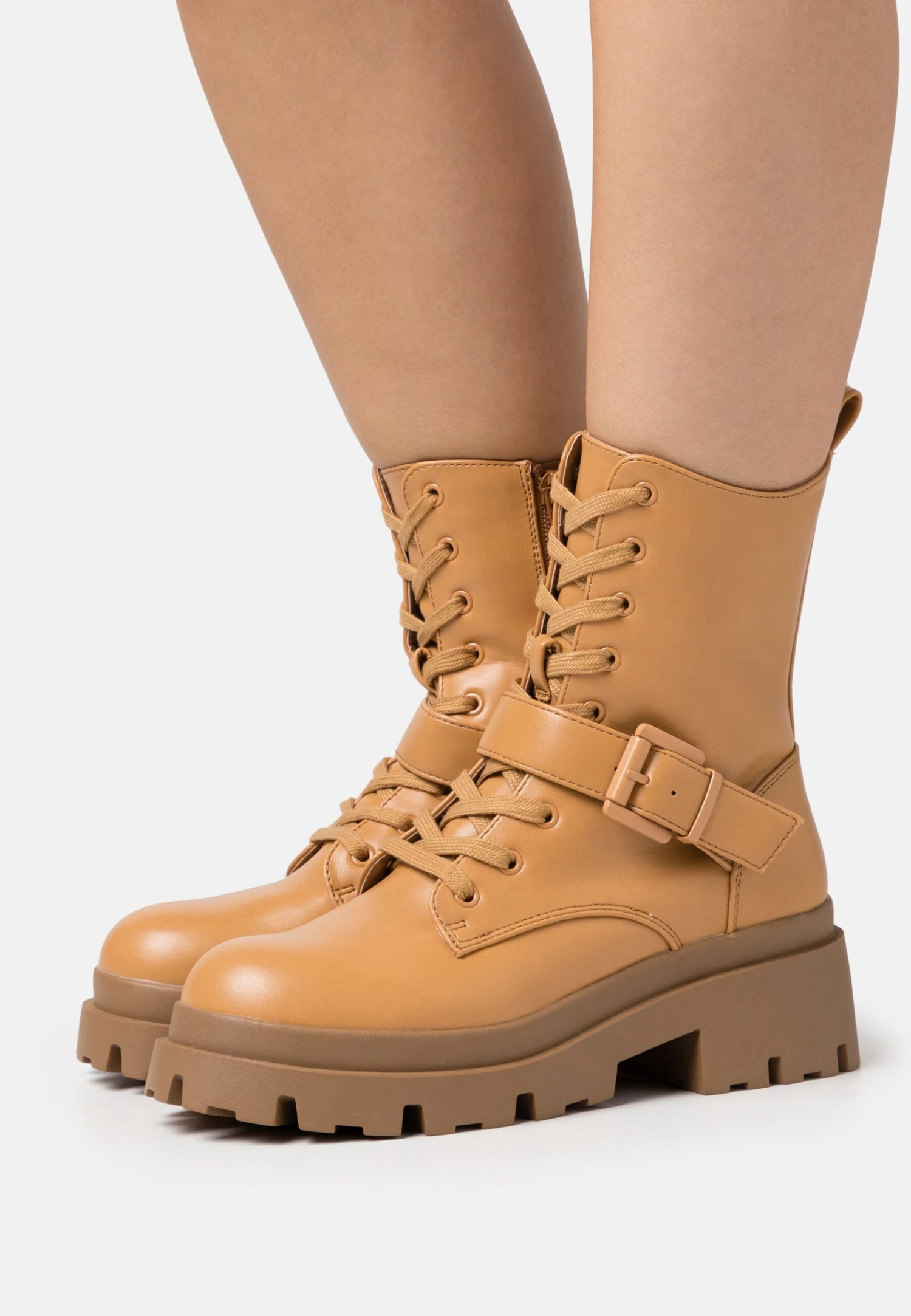 Bottines À Plateau - Cognac 1 Bottines À Plateau - Cognac